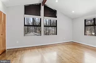 9508 Watts Rd, Great Falls, VA 22066 - Photo 13