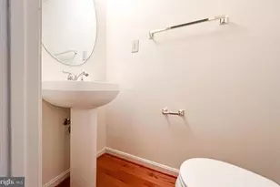 2058 Pieris Ct, Vienna, VA 22182 - Photo 7