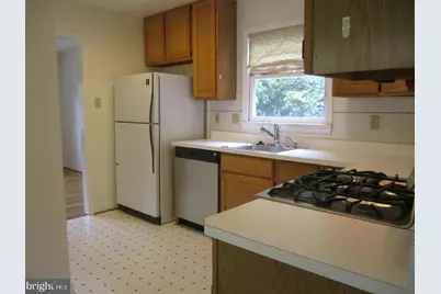 3220 Dashiell Road, Falls Church, VA 22042 - Photo 3