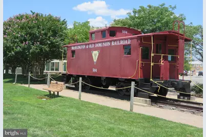 711 Campbell Way, Herndon, VA 20170 - Photo 51