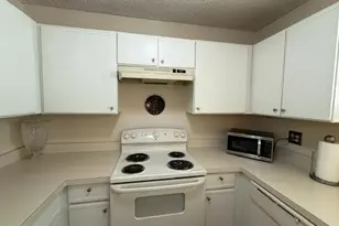 11703 Summerchase Cir, Reston, VA 20194 - Photo 29