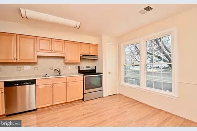 2481 Windbreak Drive, Alexandria, VA 22306 - Photo 9