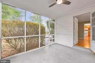 6536 Divine St, McLean, VA 22101 - Photo 7