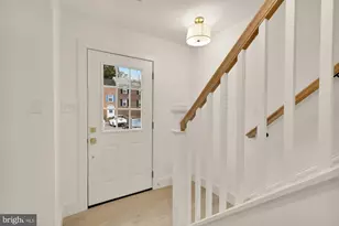 9532 Burdett Rd, Burke, VA 22015 - Photo 3