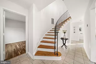 8333 Garfield Ct, Springfield, VA 22152 - Photo 21