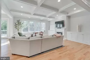 6501 Divine St, McLean, VA 22101 - Photo 9