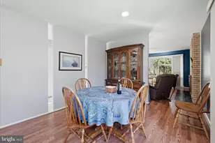 8825 Charles Hawkins Way, Annandale, VA 22003 - Photo 11