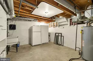 9308 Briarwood Pl, Fairfax, VA 22032 - Photo 49