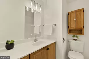 9308 Briarwood Pl, Fairfax, VA 22032 - Photo 43