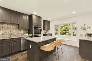 9308 Briarwood Pl, Fairfax, VA 22032 - Photo 9