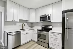 11731 Ledura Ct, Reston, VA 20191 - Photo 5