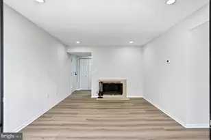 11731 Ledura Ct, Reston, VA 20191 - Photo 3