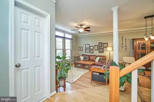 1230 Weatherstone Ct, Reston, VA 20194 - Photo 7