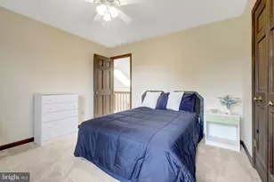 1398 Park Lake Dr, Reston, VA 20190 - Photo 37