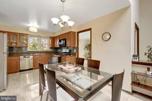 1398 Park Lake Dr, Reston, VA 20190 - Photo 21