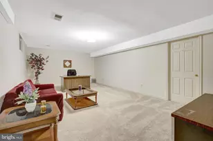 1398 Park Lake Dr, Reston, VA 20190 - Photo 49