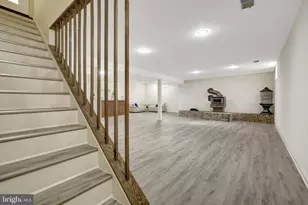 1398 Park Lake Dr, Reston, VA 20190 - Photo 39