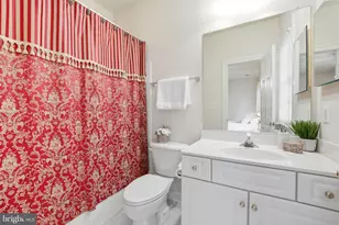9874 Palace Green Way, Vienna, VA 22181 - Photo 55
