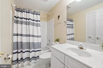 9874 Palace Green Way, Vienna, VA 22181 - Photo 67