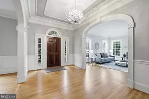 9874 Palace Green Way, Vienna, VA 22181 - Photo 3