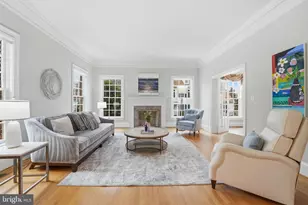 9874 Palace Green Way, Vienna, VA 22181 - Photo 5