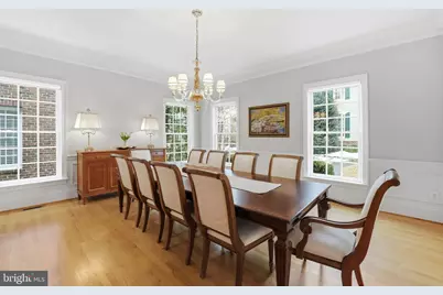 9874 Palace Green Way, Vienna, VA 22181 - Photo 11