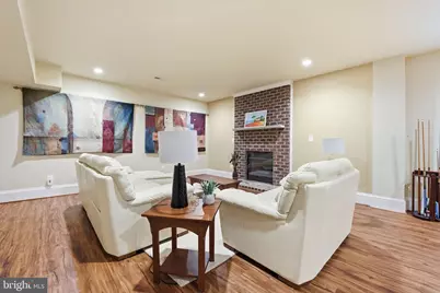 9874 Palace Green Way, Vienna, VA 22181 - Photo 61