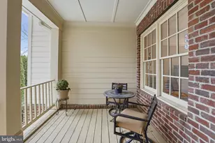 9874 Palace Green Way, Vienna, VA 22181 - Photo 37