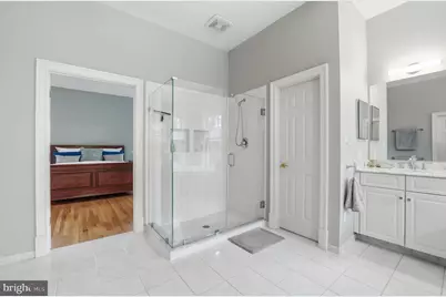 9874 Palace Green Way, Vienna, VA 22181 - Photo 31