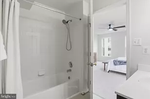 7515 NE Snowpea Ct NE, Alexandria, VA 22306 - Photo 17