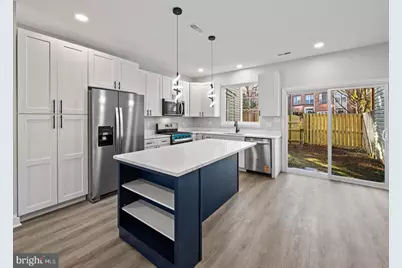 13133 Park Crescent Circle, Herndon, VA 20171 - Photo 3