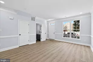 13133 Park Crescent Cir, Herndon, VA 20171 - Photo 5