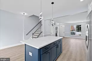 13133 Park Crescent Cir, Herndon, VA 20171 - Photo 11