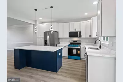 13133 Park Crescent Circle, Herndon, VA 20171 - Photo 5