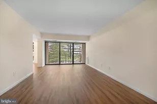 2073 Royal Fern Ct, Reston, VA 20191 - Photo 7