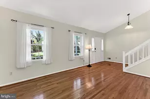 7003 Polins Ct, Alexandria, VA 22306 - Photo 11