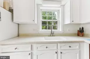 6719 Baron Rd, McLean, VA 22101 - Photo 11