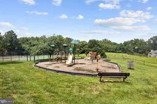 5815 Orchard Hill Ct, Clifton, VA 20124 - Photo 21