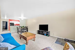 5815 Orchard Hill Ct, Clifton, VA 20124 - Photo 5