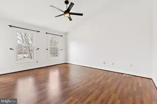 14408 Tracy Schar Ln, Centreville, VA 20121 - Photo 23