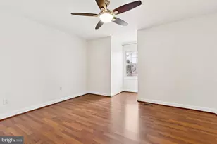 14408 Tracy Schar Ln, Centreville, VA 20121 - Photo 19