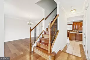 14408 Tracy Schar Ln, Centreville, VA 20121 - Photo 3