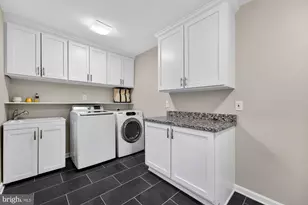 930 Park Street SE, Vienna, VA 22180 - Photo 33