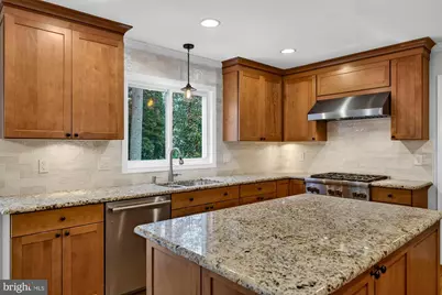 930 Park Street SE, Vienna, VA 22180 - Photo 19