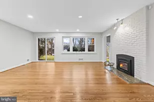 7609 Woodridge Cir, Alexandria, VA 22308 - Photo 9