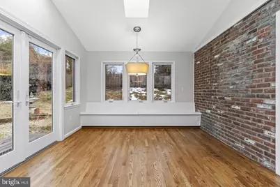 7609 Woodridge Circle, Alexandria, VA 22308 - Photo 21