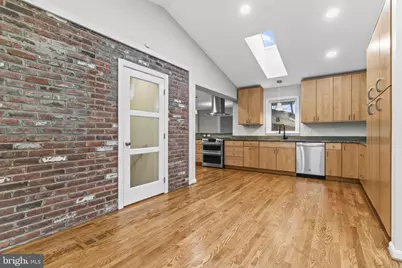 7609 Woodridge Circle, Alexandria, VA 22308 - Photo 19