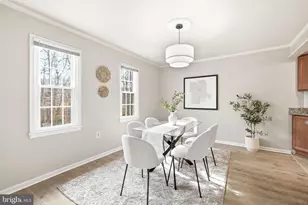 5844 Kara Pl, Burke, VA 22015 - Photo 9