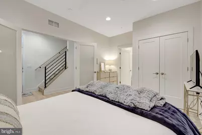 11236 Faraday Park Drive, Reston, VA 20190 - Photo 7