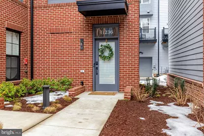 11236 Faraday Park Drive, Reston, VA 20190 - Photo 5